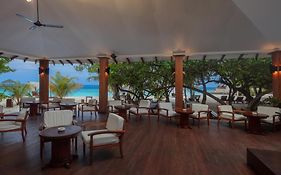 Adaaran Select Meedhupparu Resort Raa Atoll Maldives